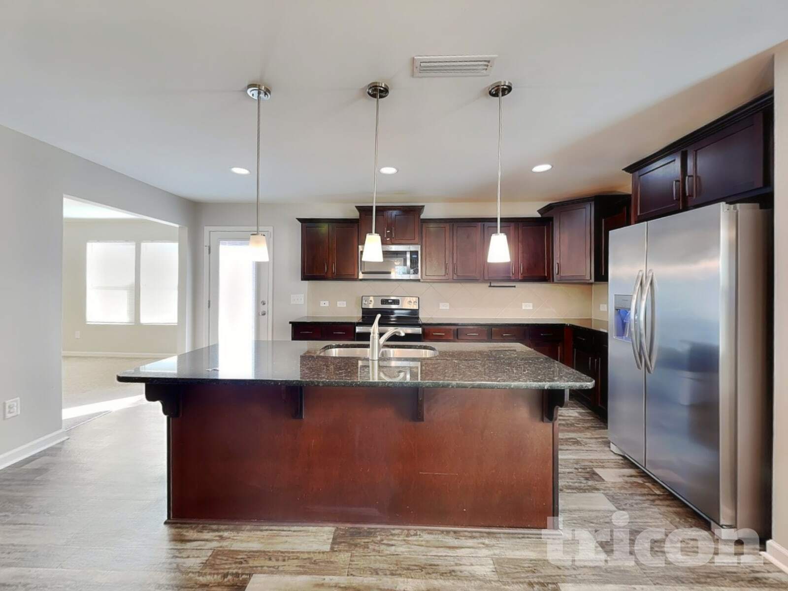 Building Photo - 1082 Bitting Hall Cir