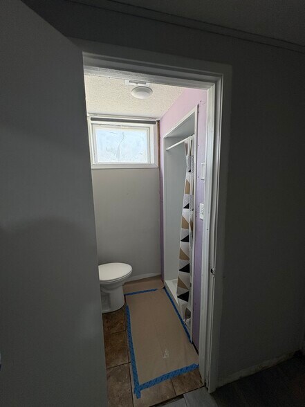 Bathroom - 2005 Interurban Rd