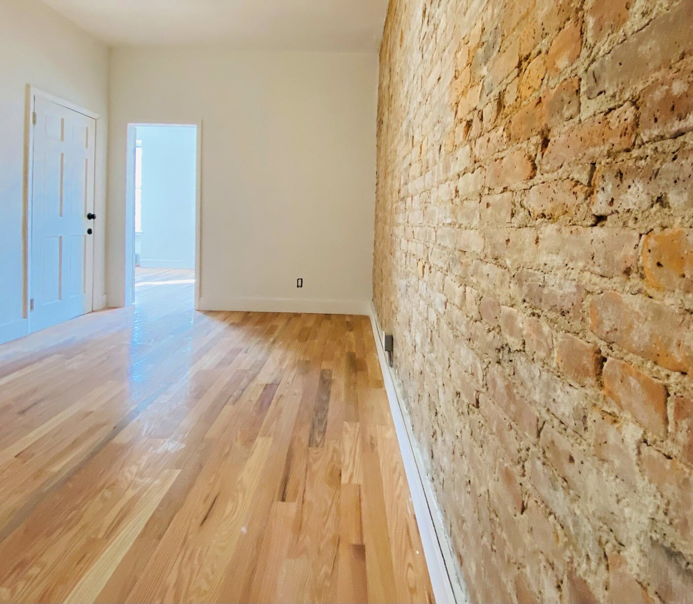 Building Photo - 273 Sumpter St