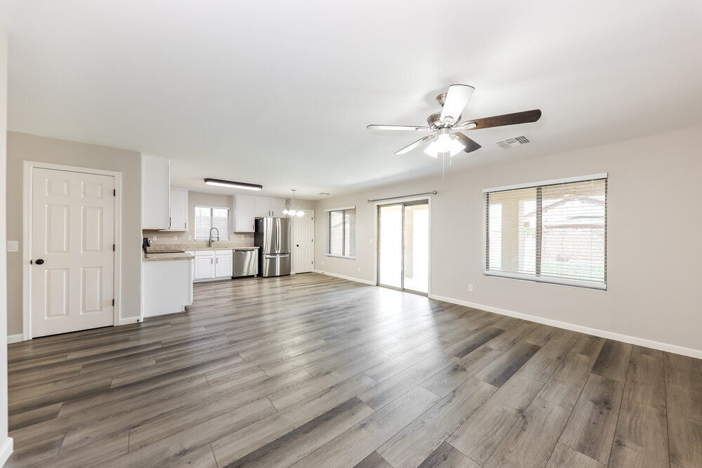 Building Photo - 11830 W Avenida Del Sol
