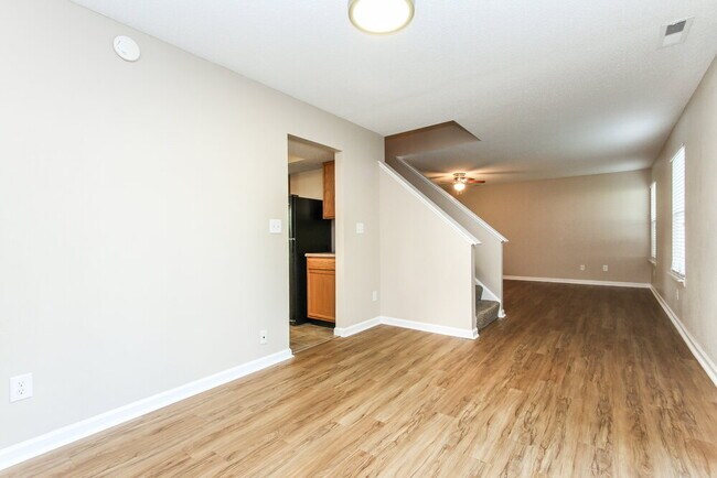 Building Photo - 19546 Prairie Crossing Dr