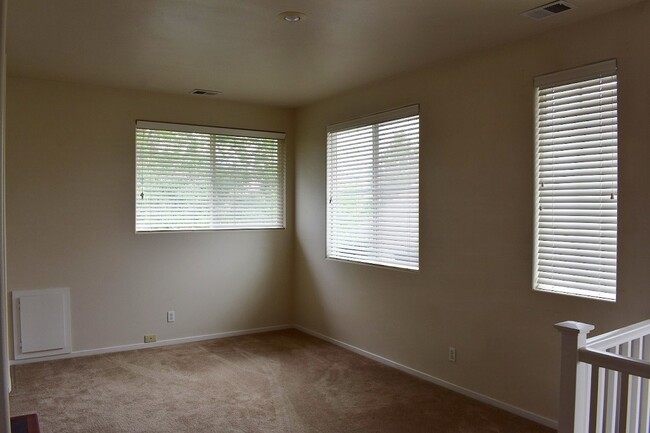 Building Photo - 3540 Heron's Cir