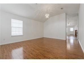 Building Photo - 104 Trenton Dr