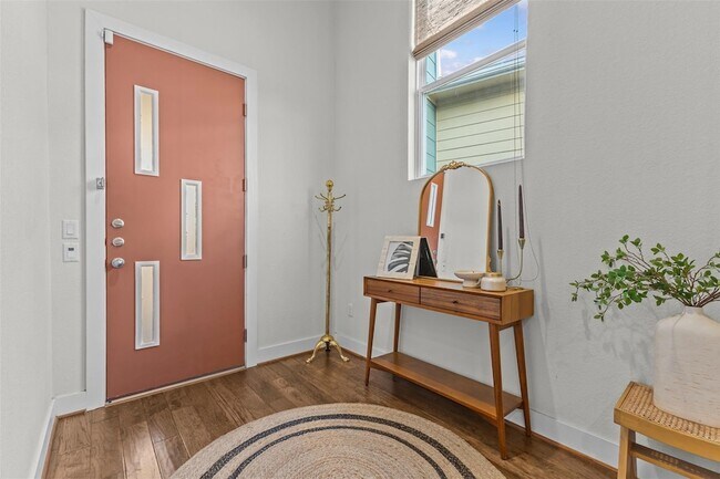 Building Photo - 317 Bridgeford Dr