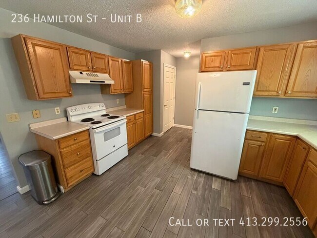 Building Photo - 236 Hamilton St
