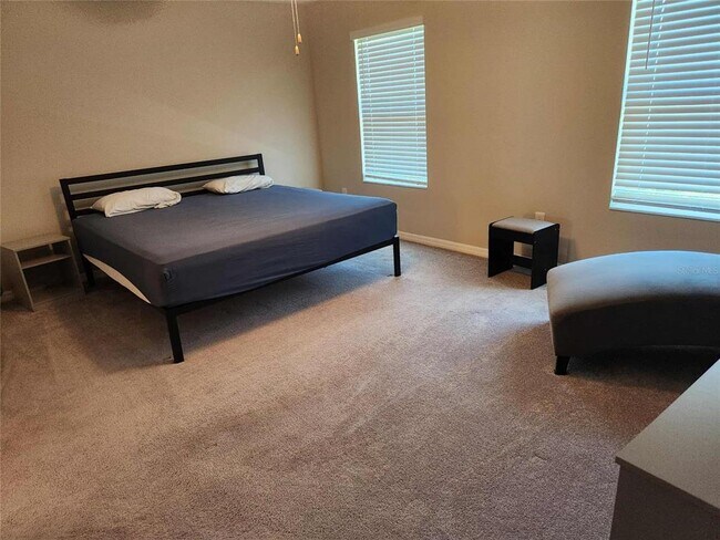 Building Photo - 10488 Shady Preserve Dr