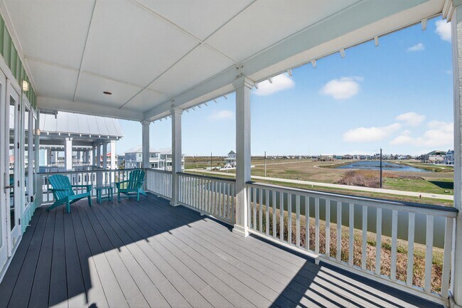 Building Photo - 3815 Seabreeze Ln