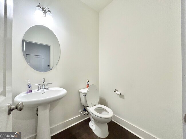 Building Photo - 5316 Radford Loop