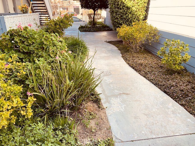 Building Photo - 20930 Parthenia St