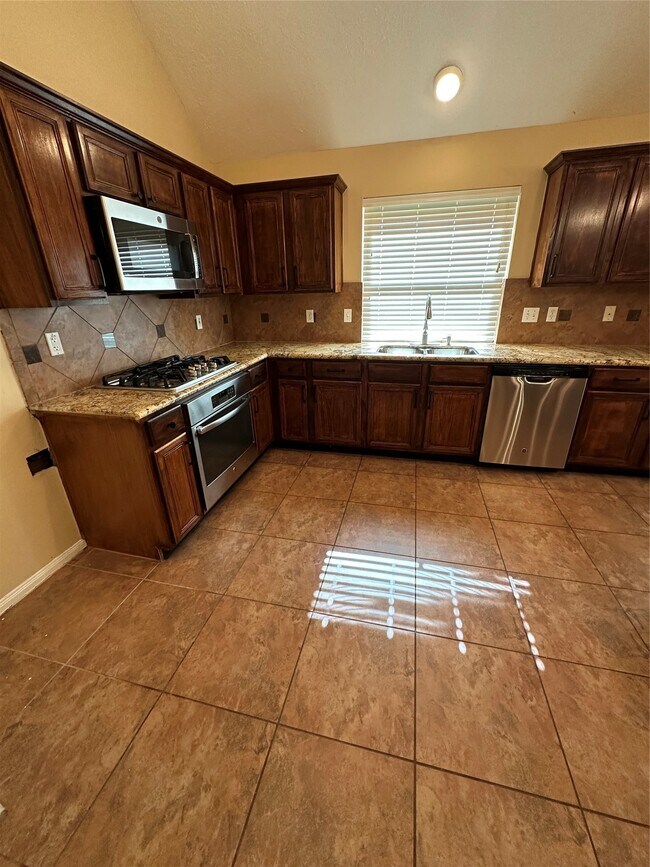 Building Photo - 4530 Plantation Pass Dr