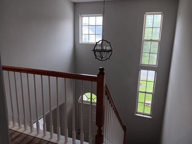 Building Photo - 2540 Governors Pointe Ct NE