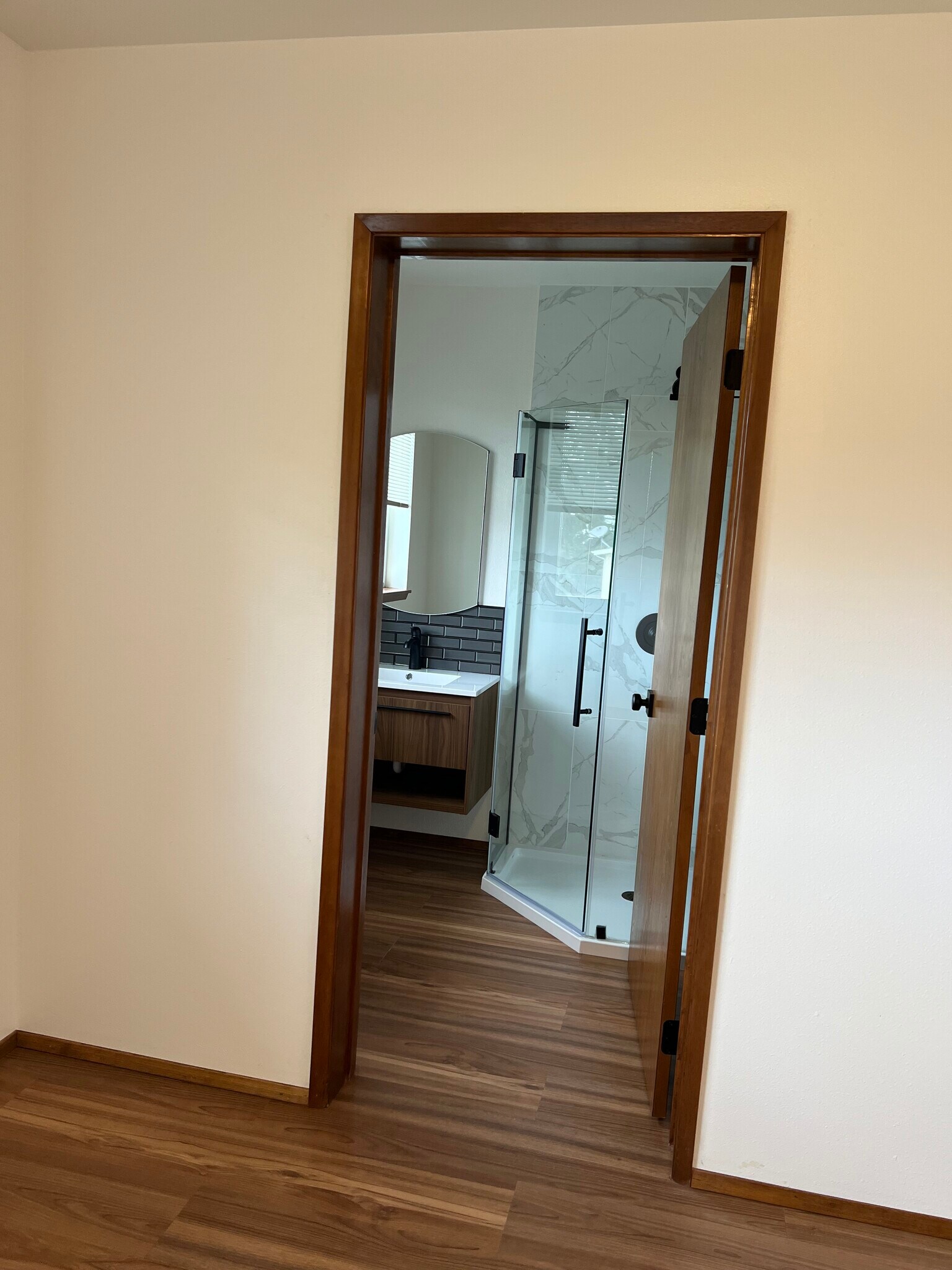 Building Photo - 1045 S 3rd Ave