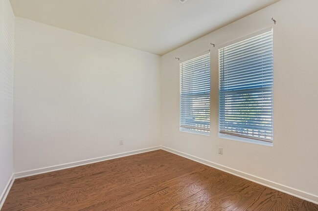 Building Photo - 10071 Nadine Ln