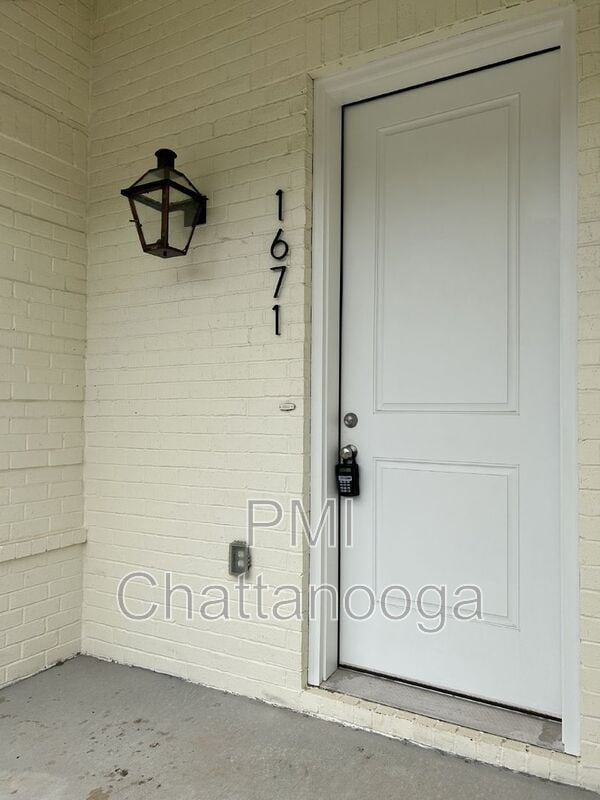 Building Photo - 1671 Adams St