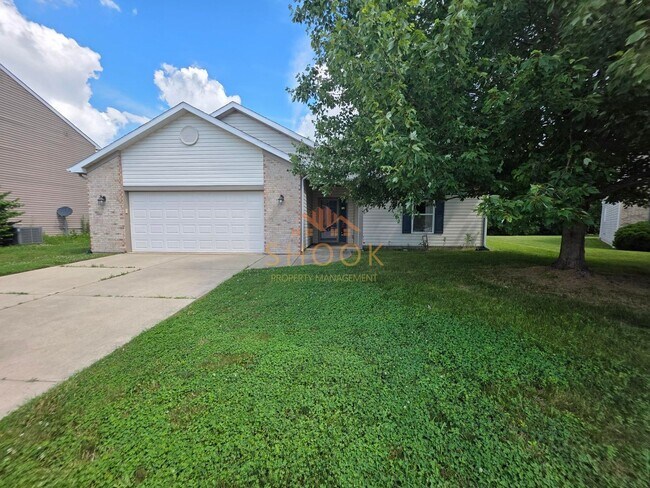 Primary Photo - 3 BR Lindberg Village
