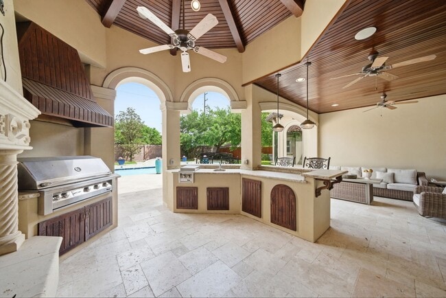 Building Photo - 14302 Belle River Ln