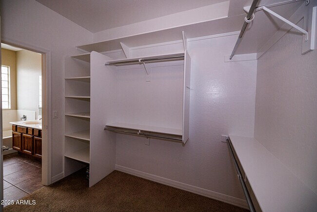 Building Photo - 1242 E Cassia Ln