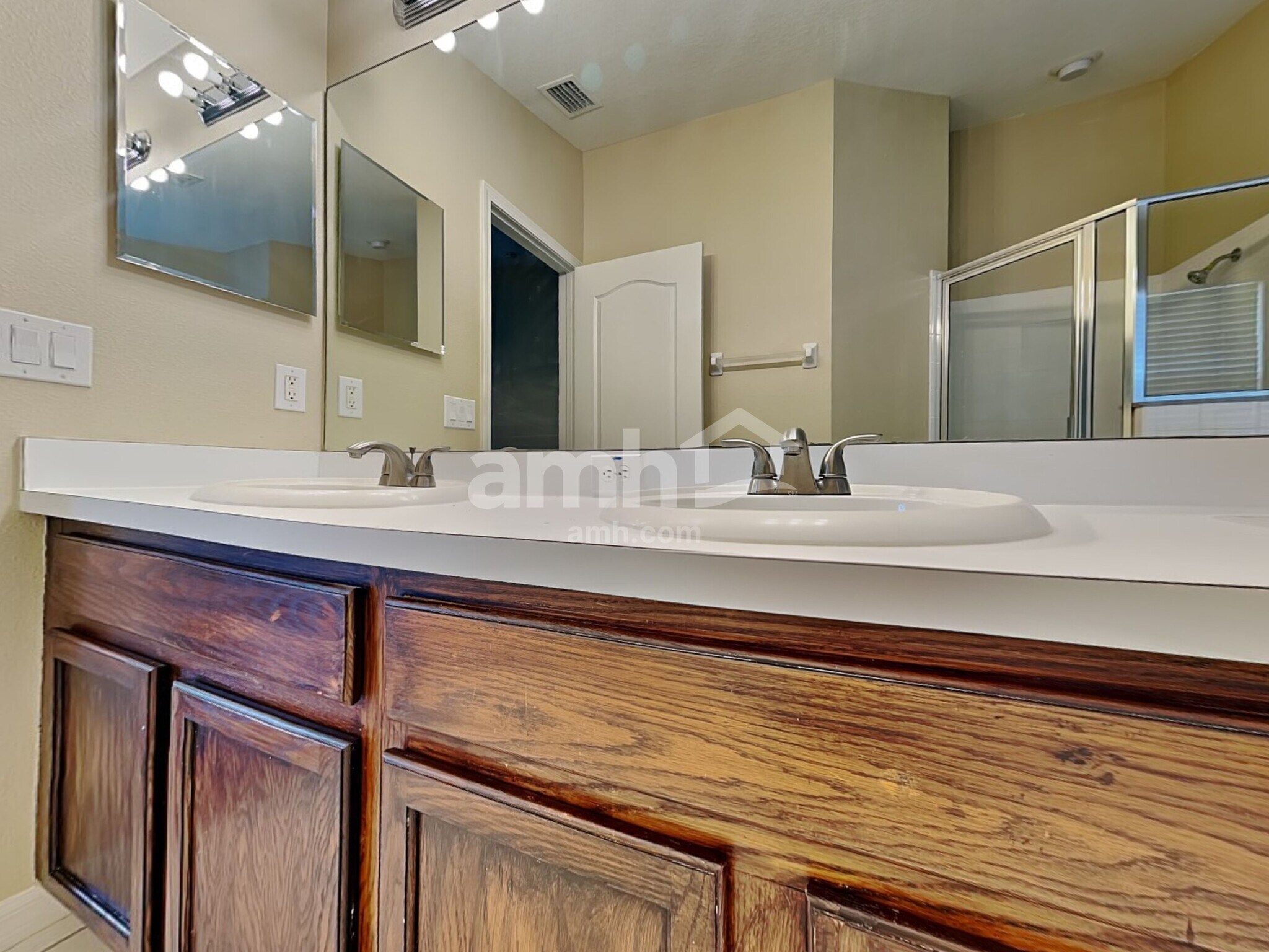 Building Photo - 3603 Harvest Orchard Dr