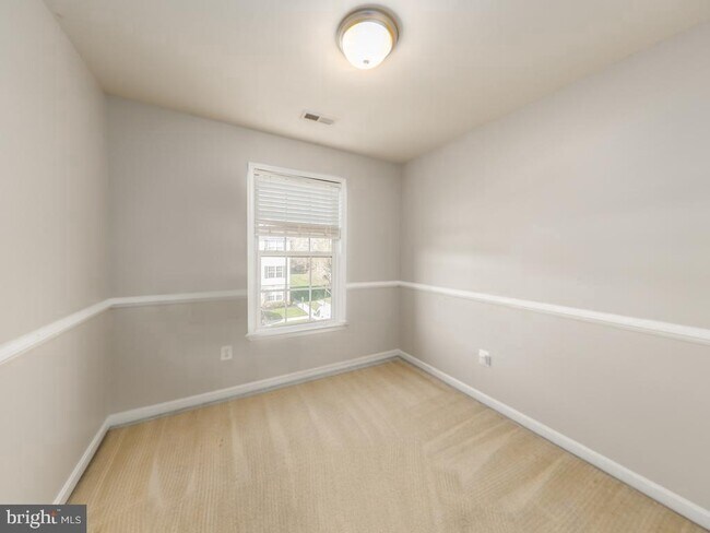 Building Photo - 108 Clearwater Ct