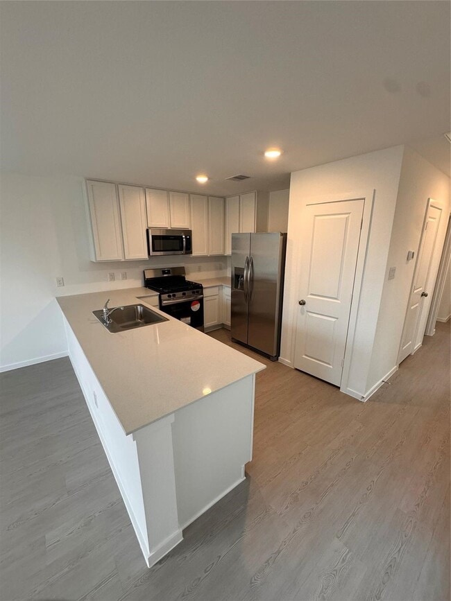 Building Photo - 18247 Via Aurelia Dr