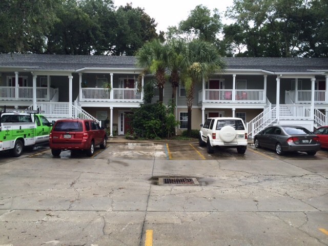 Primary Photo - 107 Masters Dr
