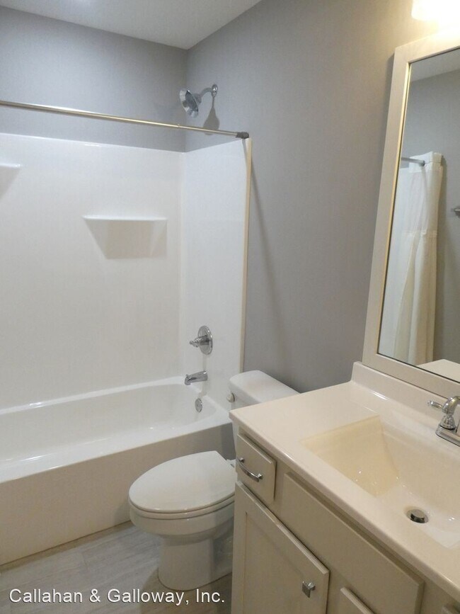 Building Photo - 3 br, 2 bath House - 305 Green Meadows circle