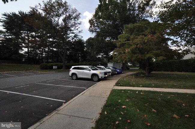 Building Photo - 17404 Founders Mill Dr