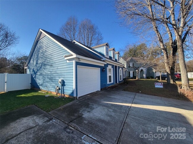 Primary Photo - 5720 Ebley Ln