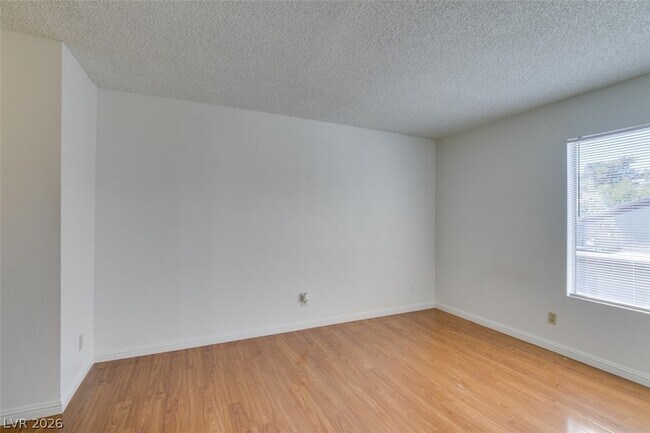 Building Photo - 1404 Santa Anita Dr