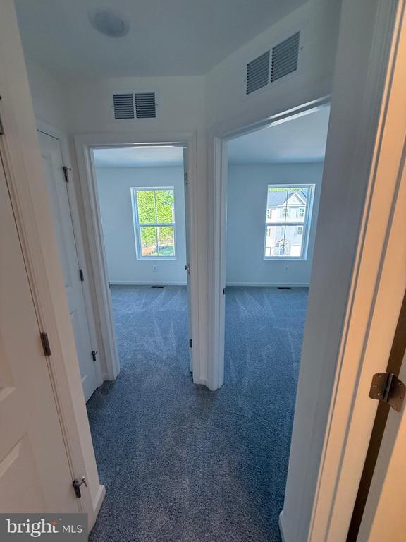 Building Photo - 36106 Wilderness Shores Way