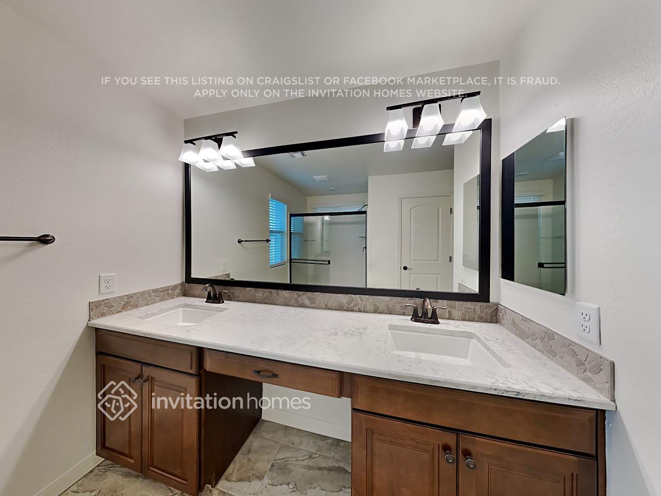 Building Photo - 16234 W La Ventilla Way