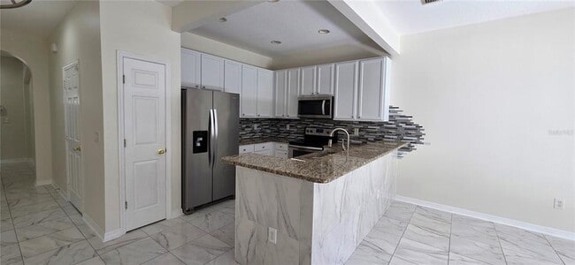 Building Photo - 2027 Strathmill Dr