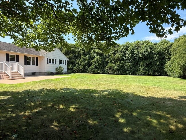 Building Photo - 3220 Delmar Dr