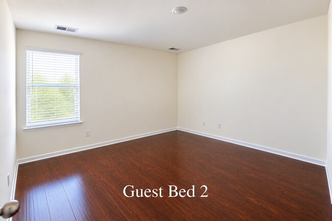 Building Photo - 21 Miller Park Cir