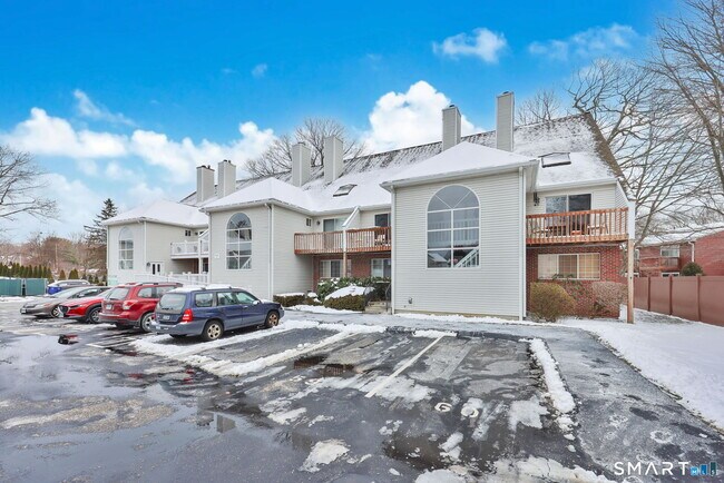 Building Photo - 3200 Madison Ave