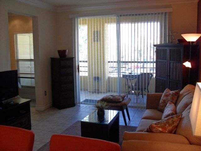 Building Photo - 270 E Flamingo Rd