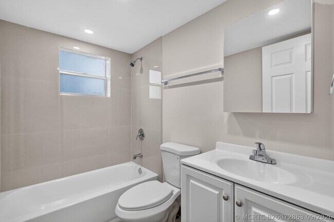 Building Photo - 770 Normandy Trail