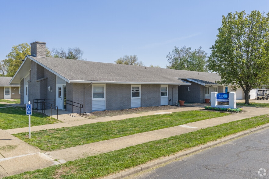 Building Photo - Sontra Evansville Apartments