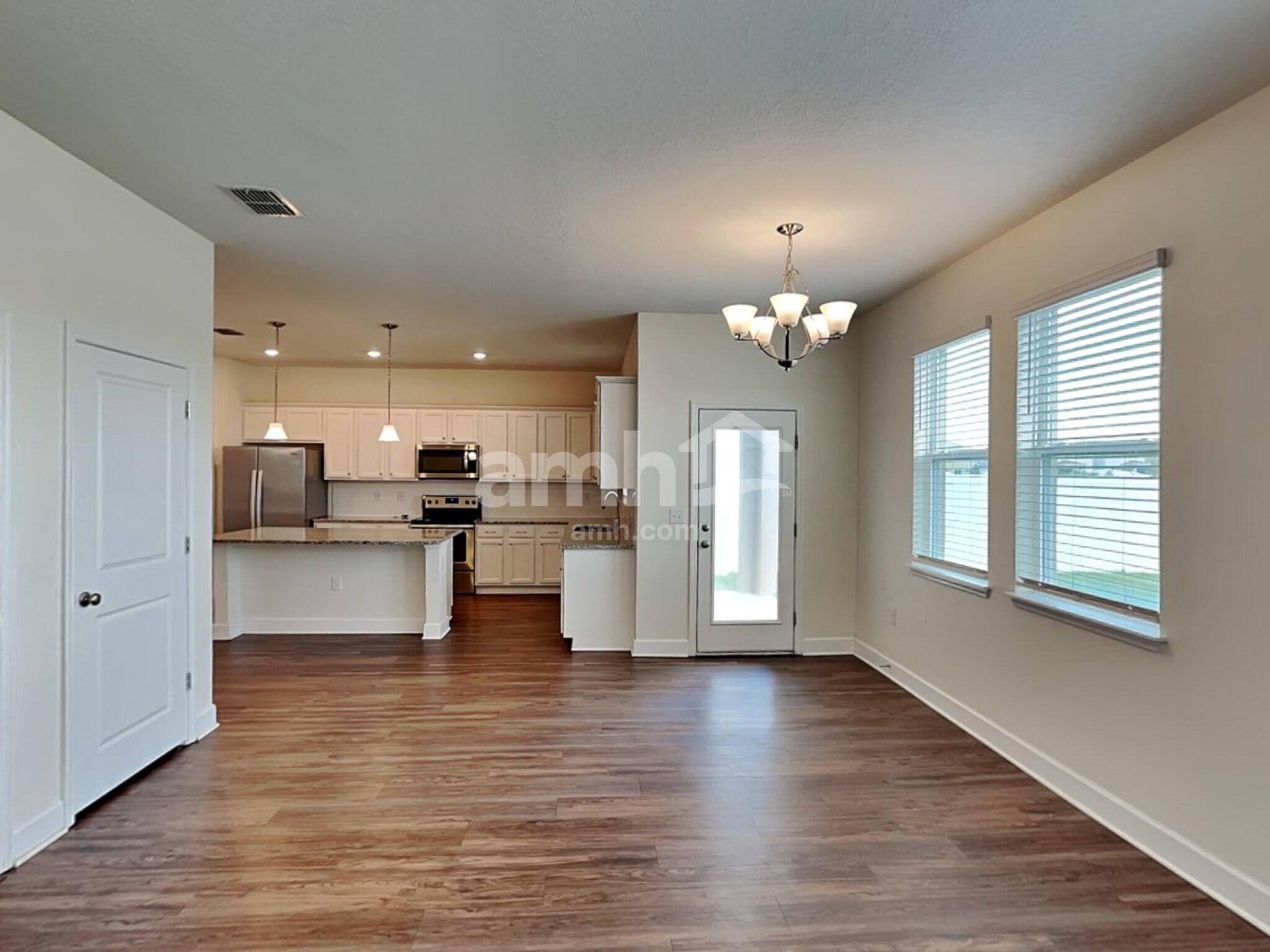 Building Photo - 4832 Reisswood Loop