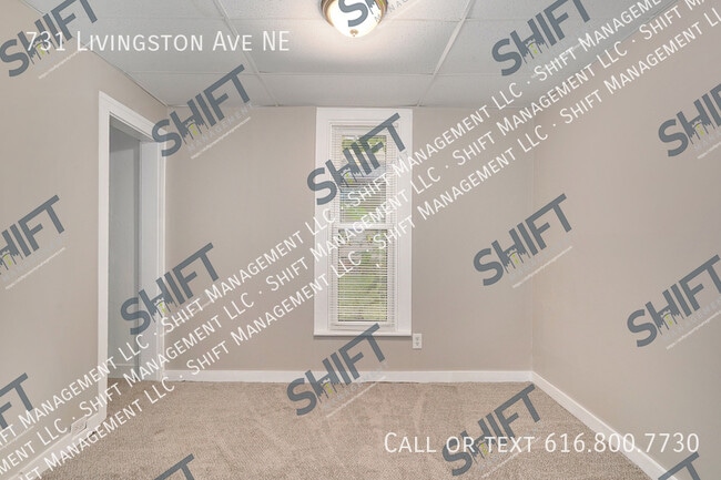 Building Photo - 731 Livingston Ave NE