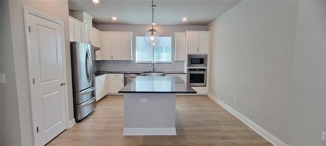 Building Photo - 28564 Sweet Persimmon Dr