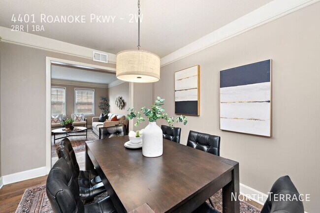 Building Photo - 4401 Roanoke Pkwy