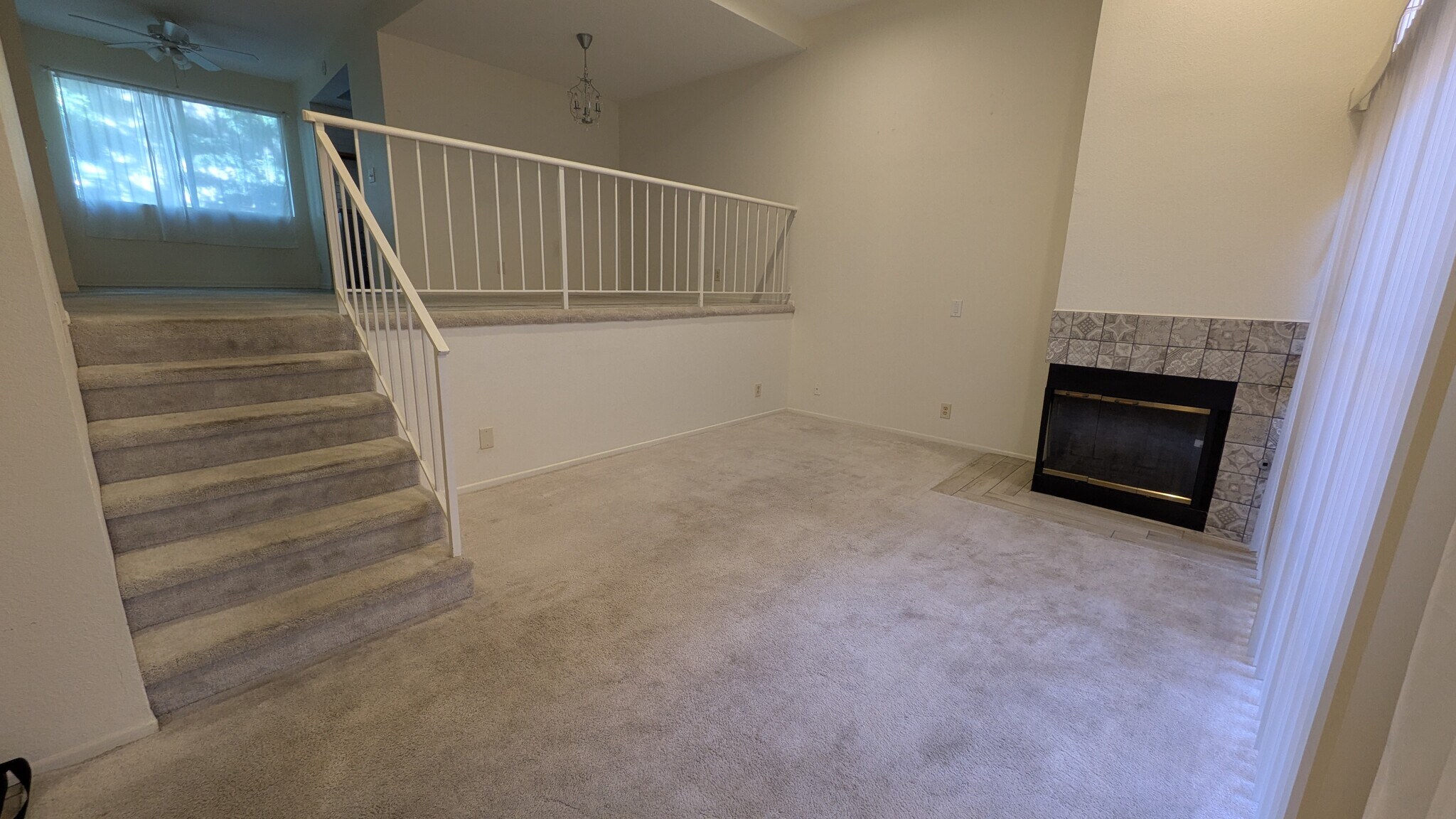 Building Photo - 7320 Balboa Blvd