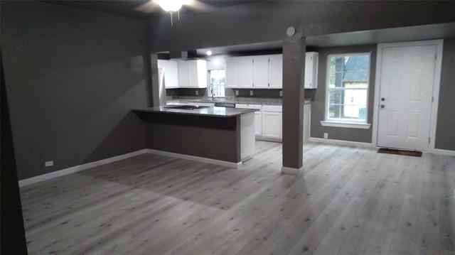 Building Photo - 7366 Meadowbrook Dr