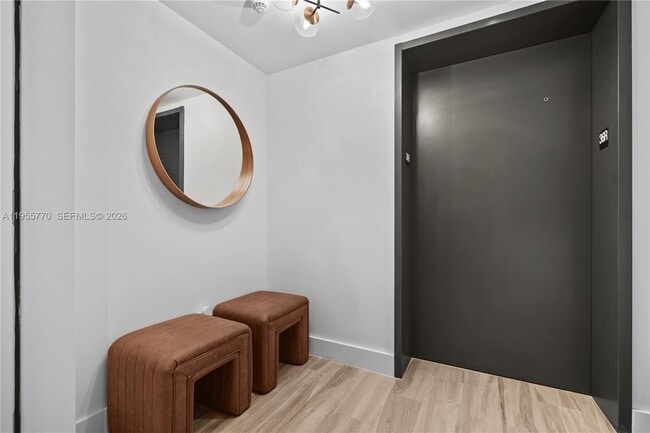 Building Photo - 801 S Miami Ave