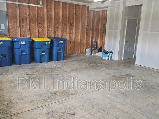 Building Photo - 15364 Staffordshire Wy