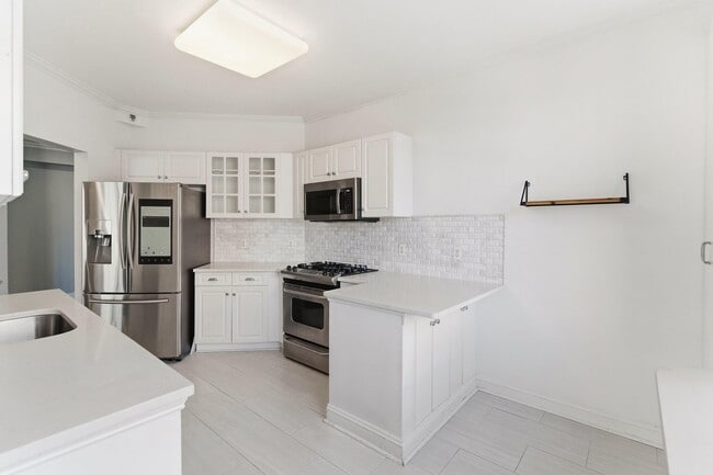 Building Photo - 30 CONSTITUTION Way