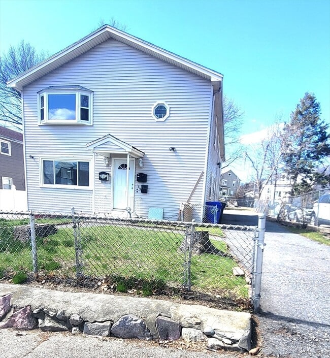 Building Photo - 169 Wood Ave