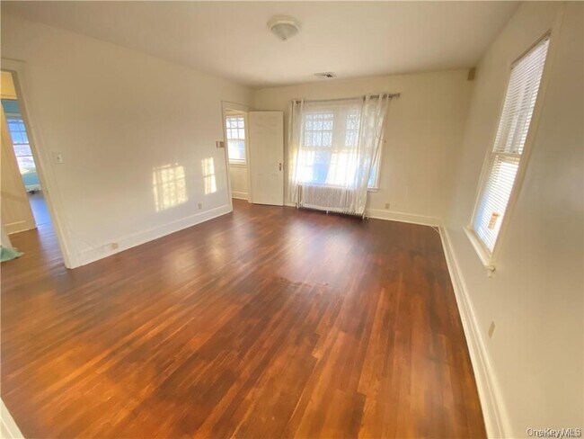 Building Photo - 130 NY-17K