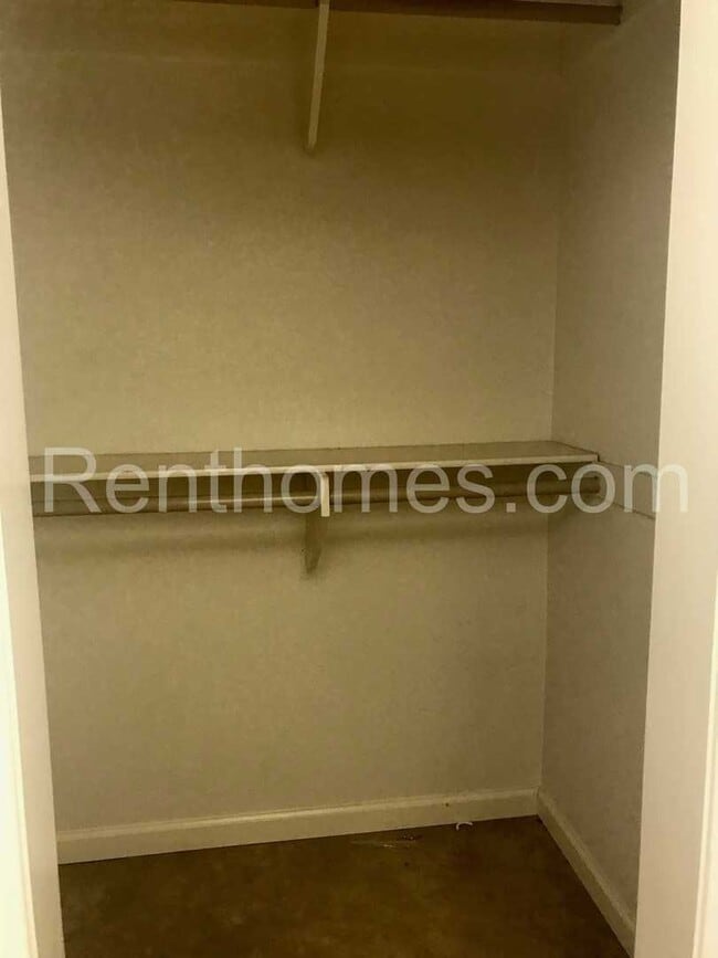 Building Photo - 11245 Forestview Ln